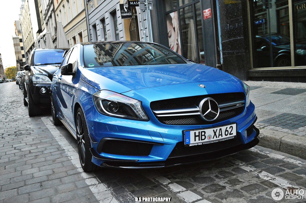 Mercedes-Benz A 45 AMG