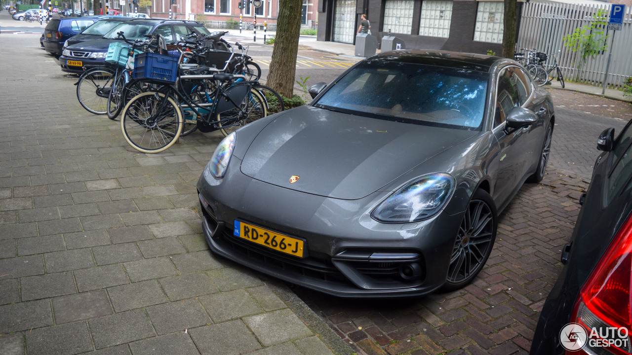 Porsche 971 Panamera Turbo S E-Hybrid