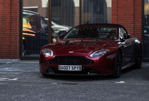 Aston Martin V12 Vantage S Roadster