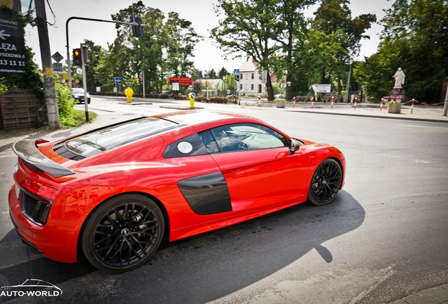 Audi R8 V10 Plus 2015