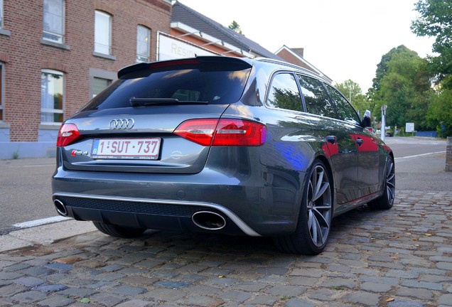 Audi RS4 Avant B8