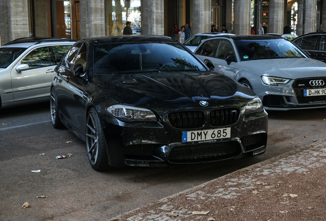 BMW M5 F10 2011