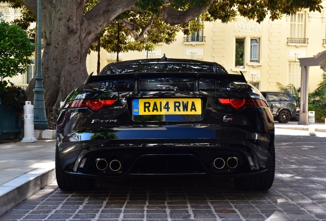 Jaguar F-TYPE SVR Coupé 2017