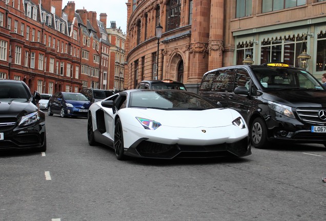 Lamborghini Aventador LP720-4 Roadster 50° Anniversario