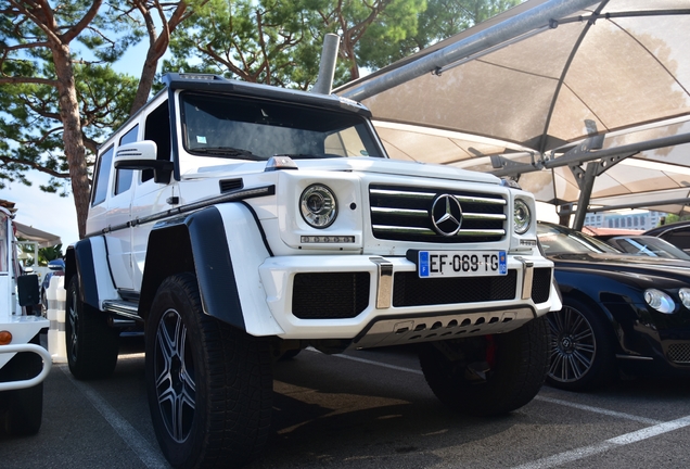 Mercedes-Benz G 500 4X4²