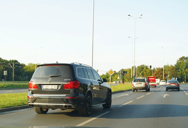 Mercedes-Benz GL 63 AMG X166