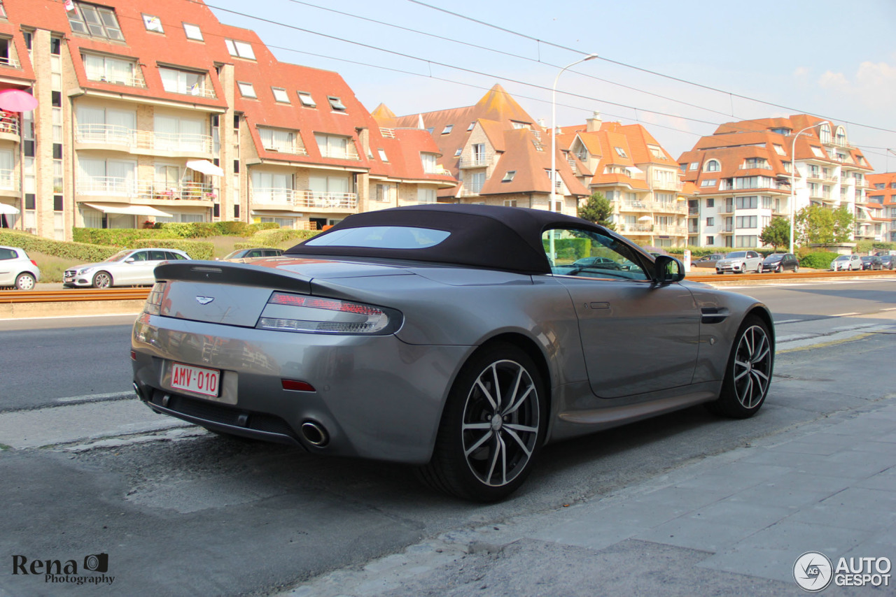 Aston Martin V8 Vantage Roadster