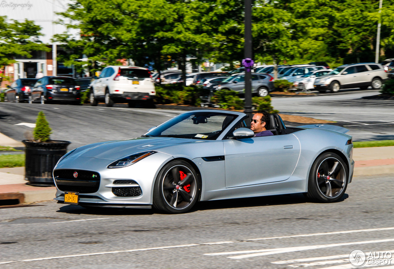 Jaguar F-TYPE R Convertible 2017