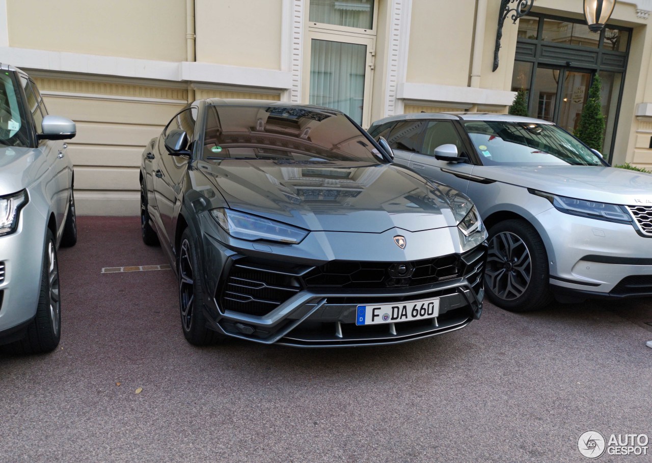 Lamborghini Urus