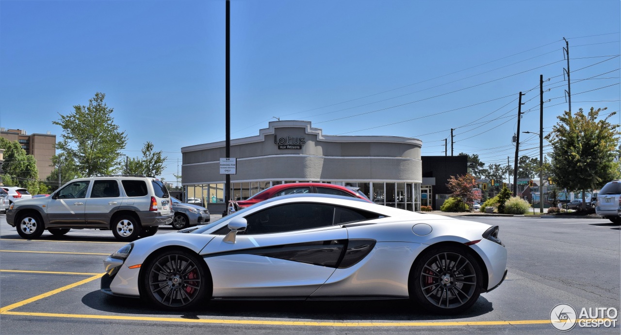 McLaren 570S