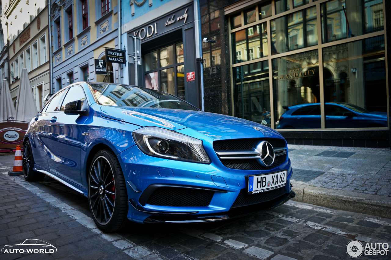 Mercedes-Benz A 45 AMG