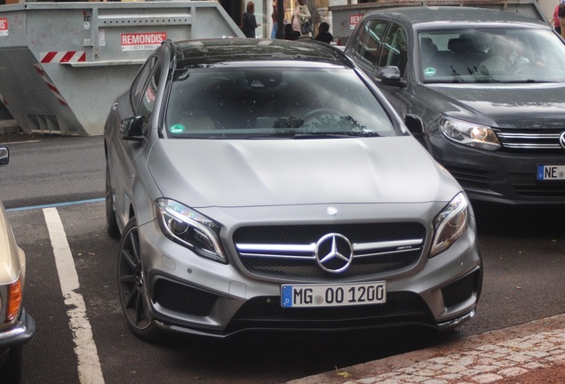 Mercedes-AMG GLA 45 X156