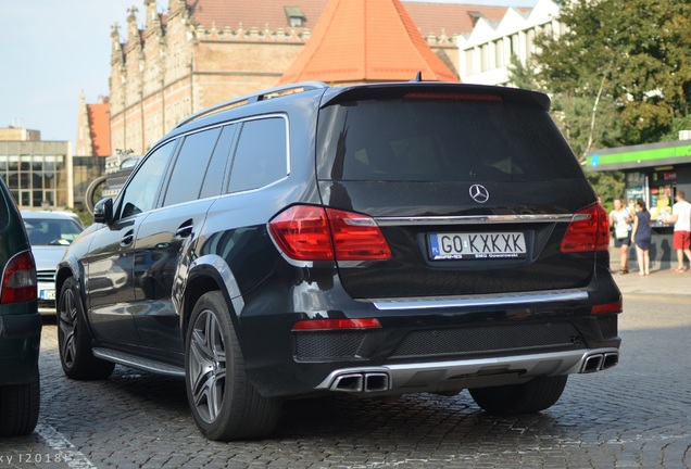 Mercedes-Benz GL 63 AMG X166