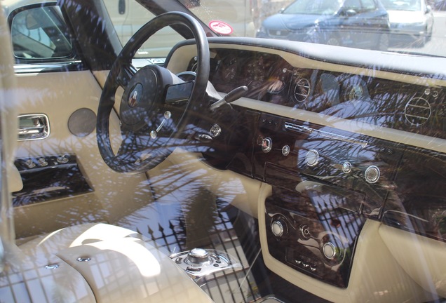 Rolls-Royce Phantom Drophead Coupé Series II