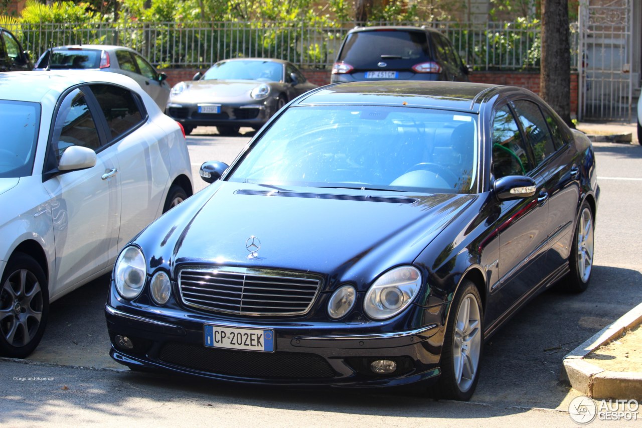 Mercedes-Benz E 55 AMG