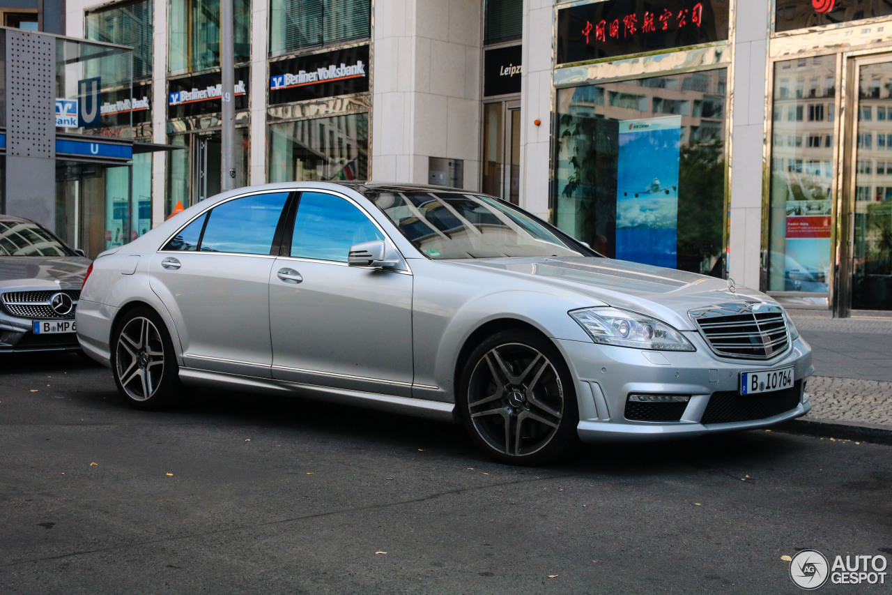 Mercedes-Benz S 65 AMG V221 2010