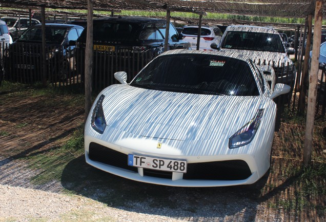 Ferrari 488 Spider