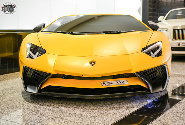 Lamborghini Aventador LP750-4 SuperVeloce