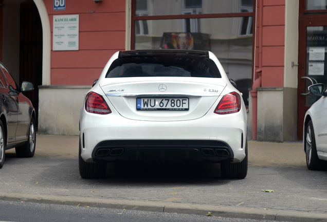 Mercedes-AMG C 63 S W205