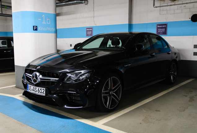 Mercedes-AMG E 63 S W213