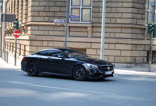 Mercedes-AMG S 63 Coupé C217