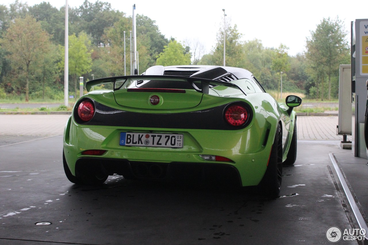 Alfa Romeo Pogea Racing 4C Centurion 1Plus