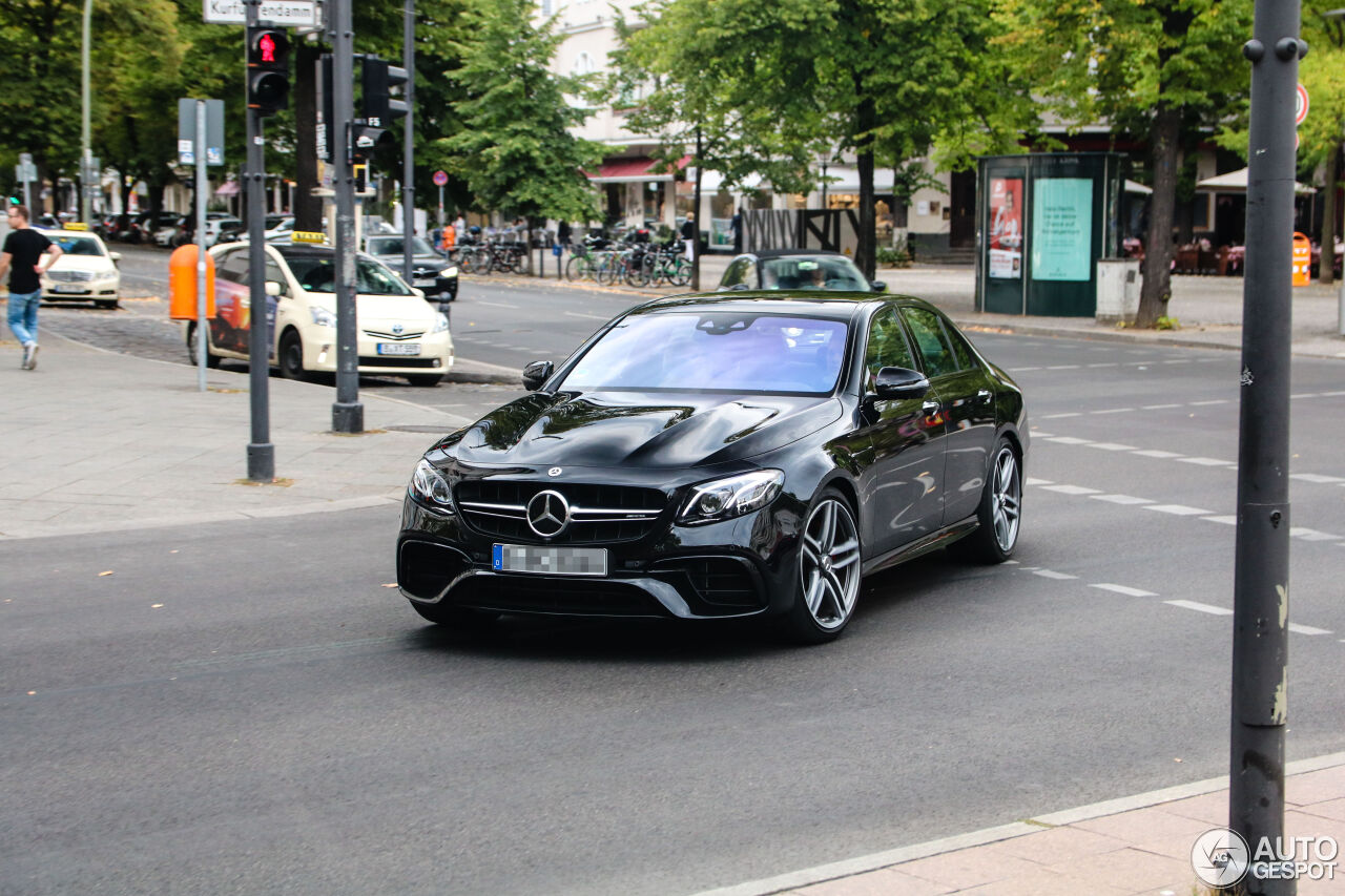 Mercedes-AMG E 63 S W213