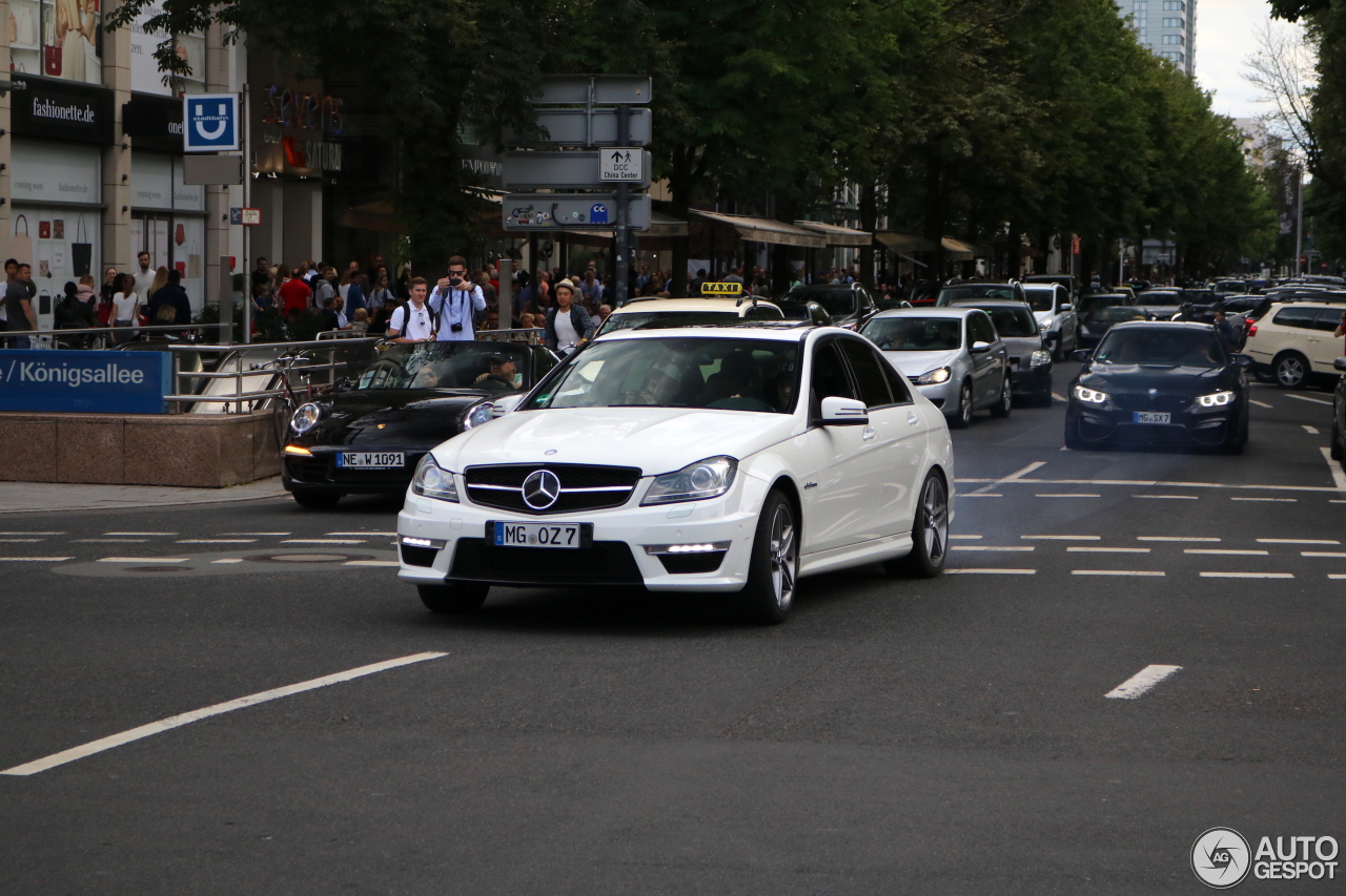 Mercedes-Benz C 63 AMG W204 2012