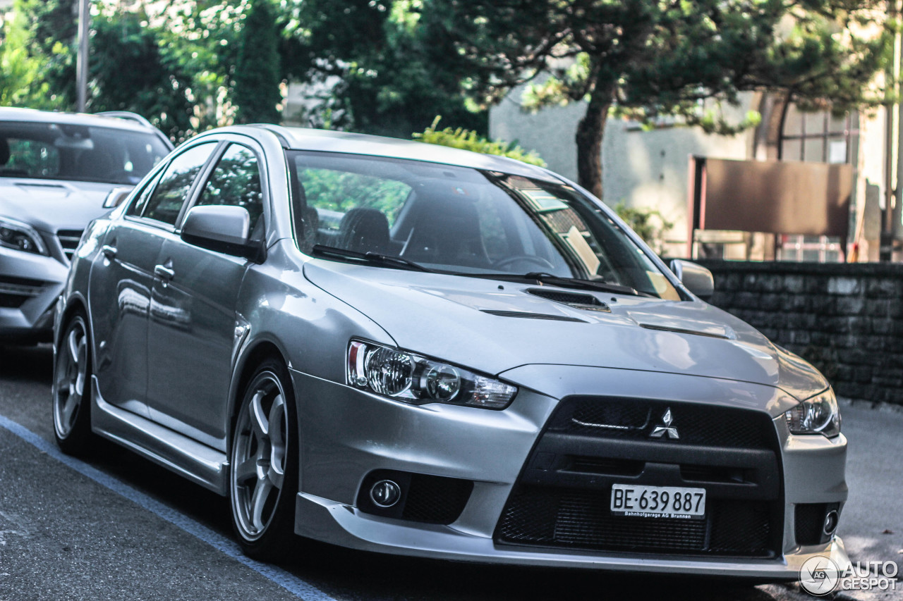 Mitsubishi Lancer Evolution X