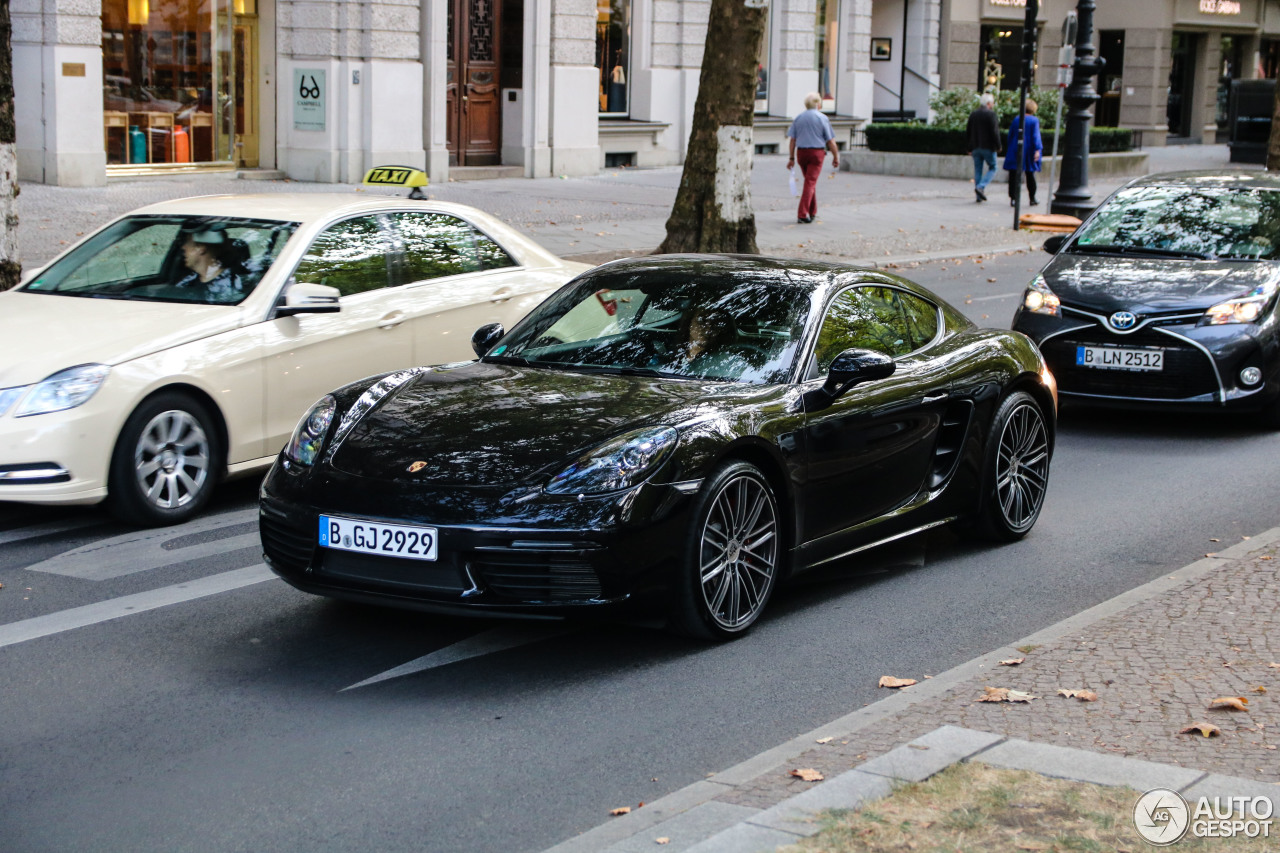 Porsche 718 Cayman S