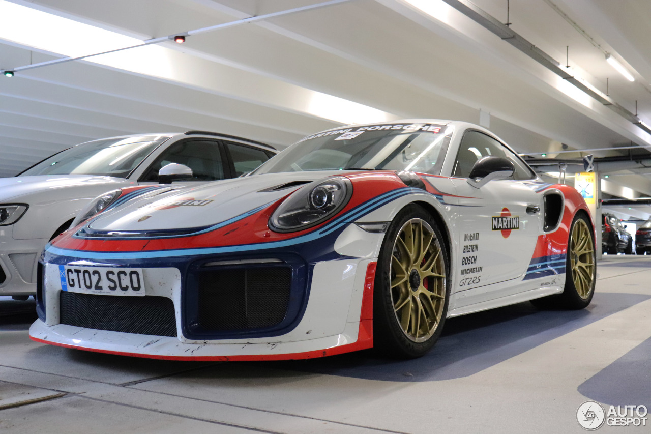 Porsche 991 GT2 RS Weissach Package