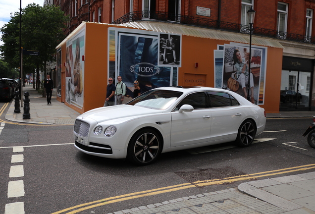 Bentley Flying Spur V8