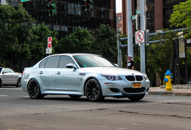 BMW M5 E60 2007