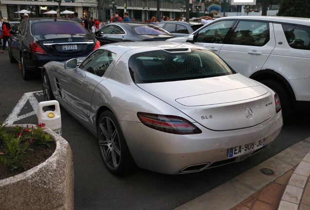 Mercedes-Benz SLS AMG