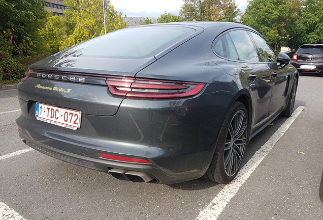 Porsche 971 Panamera Turbo S E-Hybrid