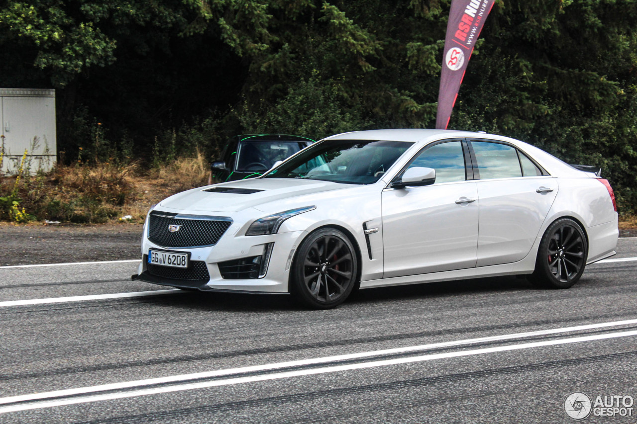 Cadillac CTS-V 2015