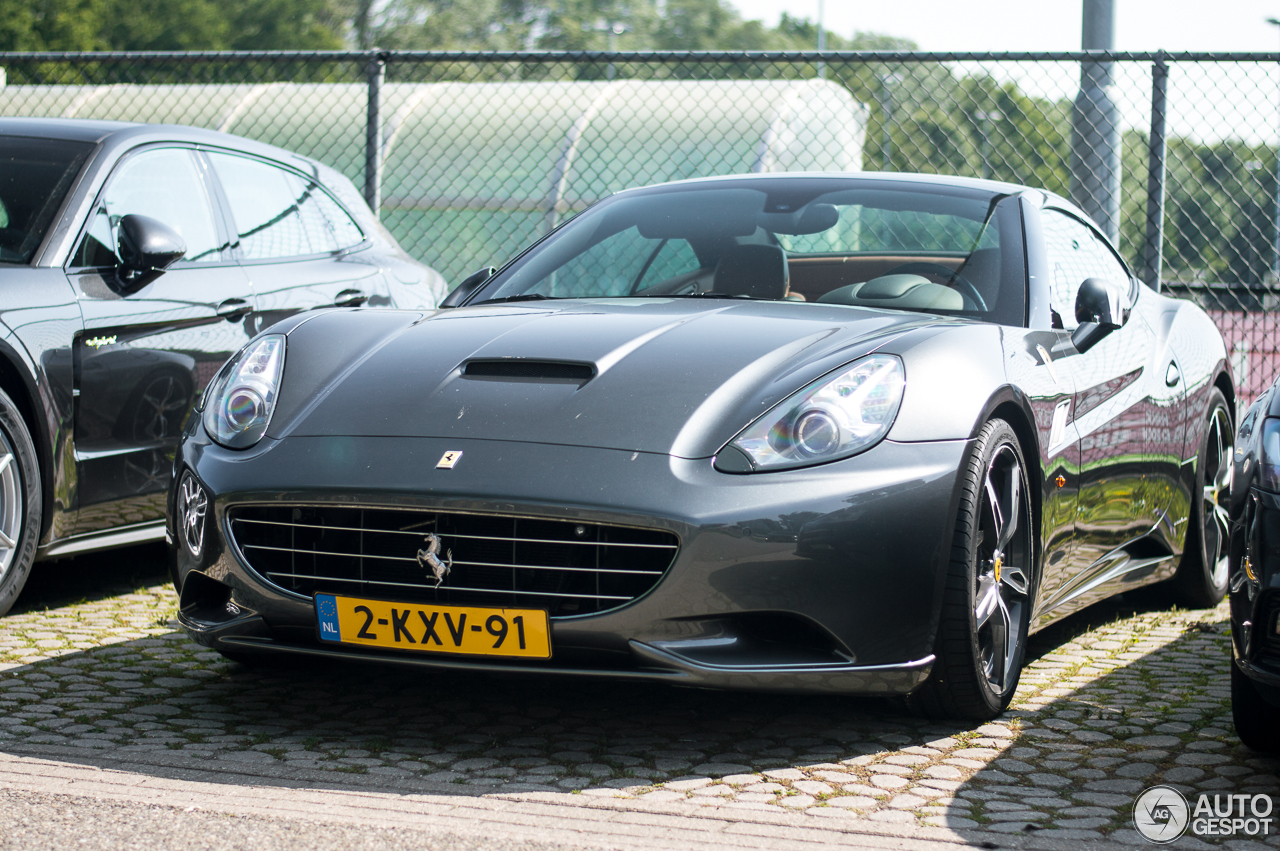 Ferrari California Novitec Rosso