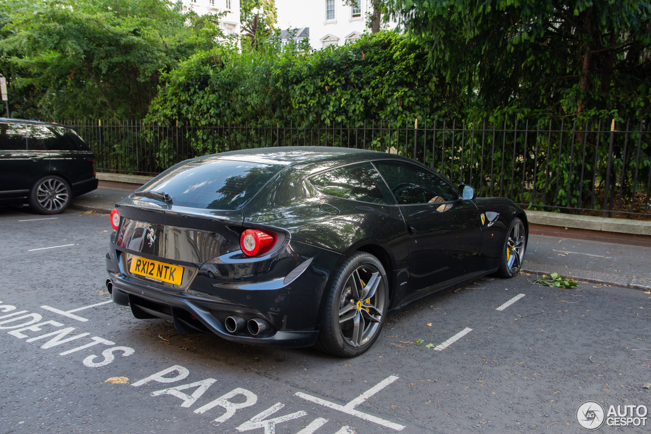 Ferrari FF