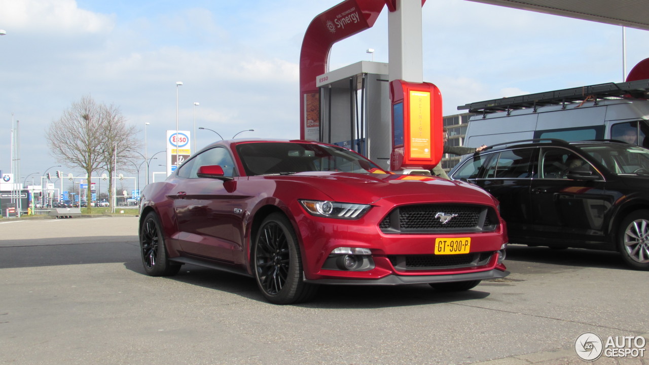 Ford Mustang GT 2015