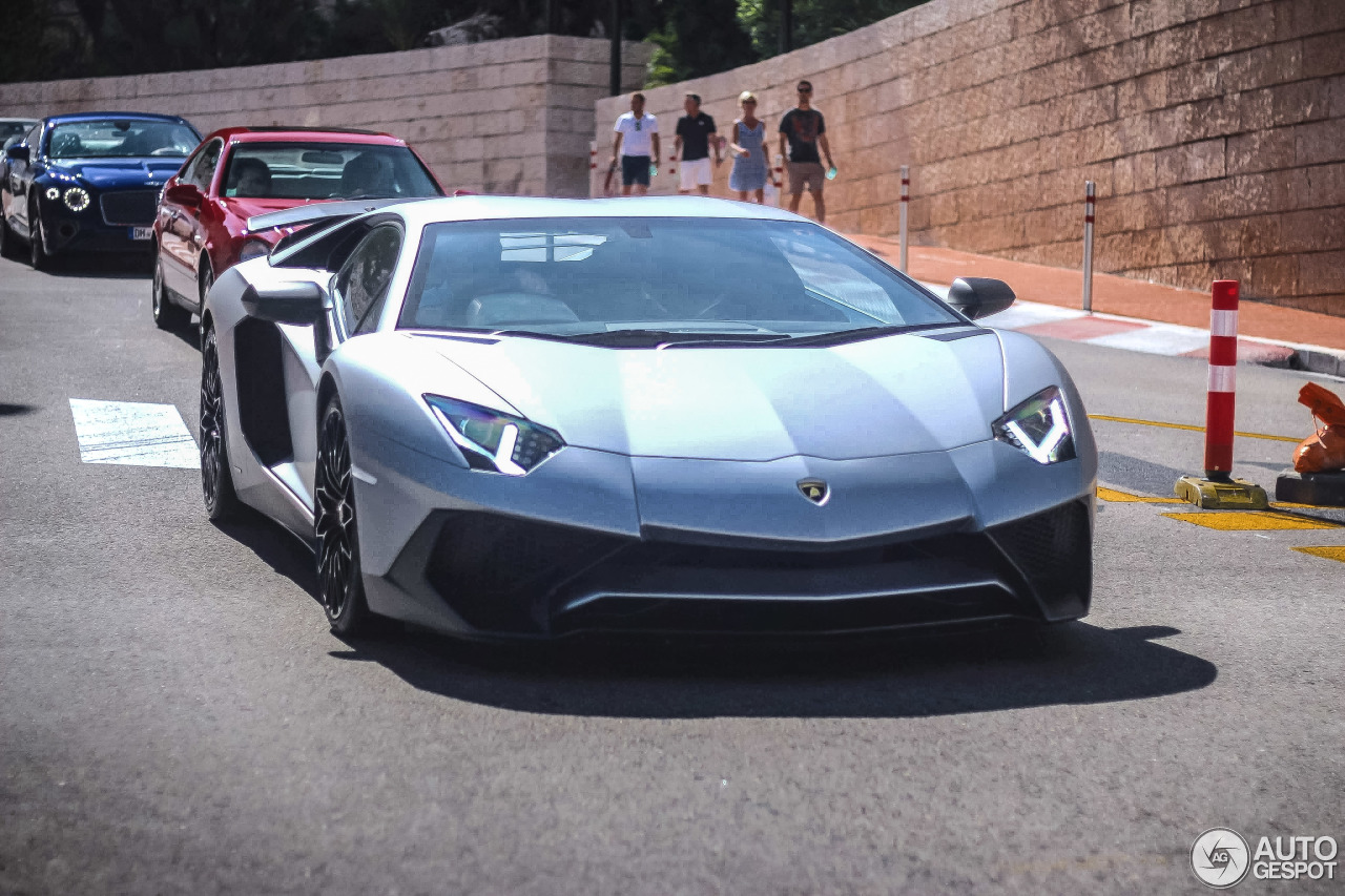 Lamborghini Aventador LP750-4 SuperVeloce