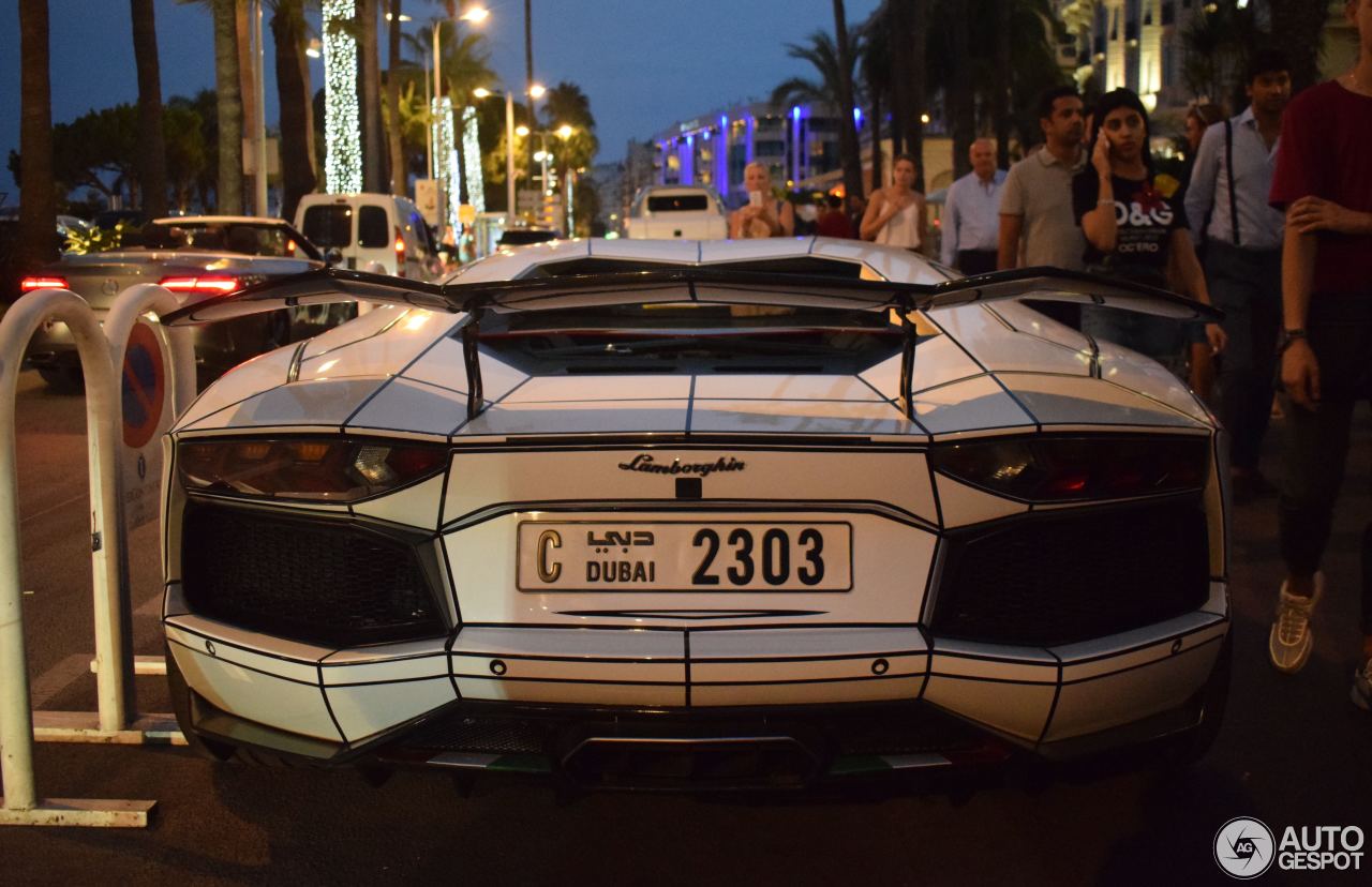 Lamborghini Aventador LP760-2 Oakley Design