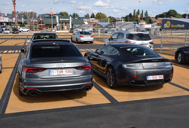 Aston Martin V12 Vantage