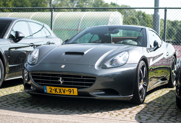 Ferrari California Novitec Rosso