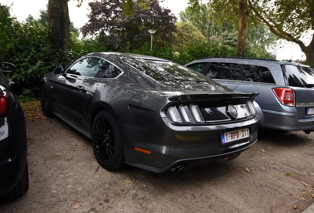 Ford Mustang GT 2015