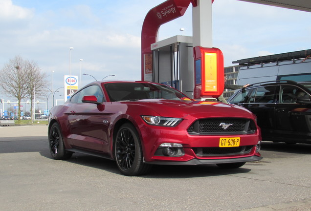 Ford Mustang GT 2015