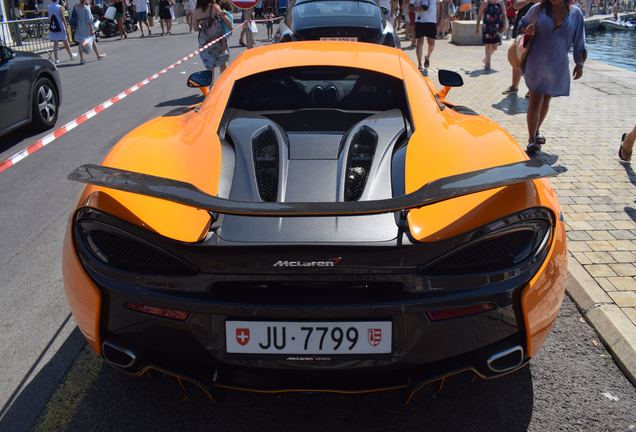 McLaren 570S