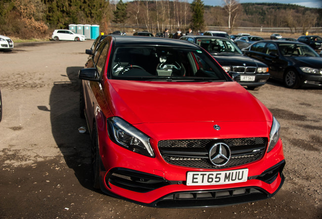 Mercedes-AMG A 45 W176 2015