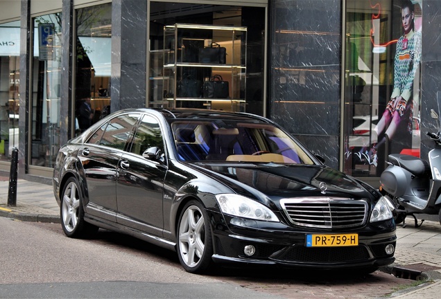 Mercedes-Benz S 63 AMG W221