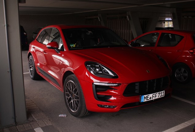 Porsche 95B Macan GTS