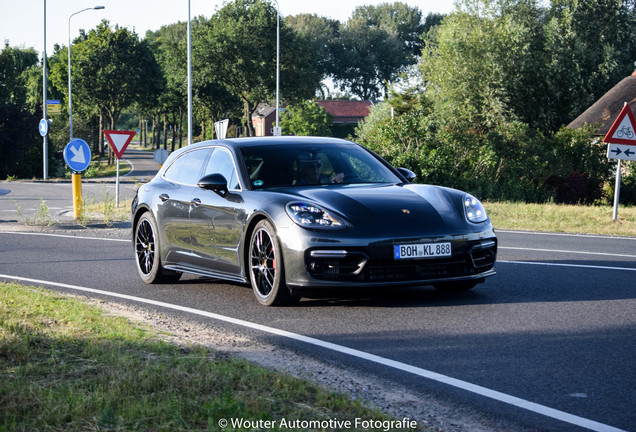 Porsche 971 Panamera Turbo Sport Turismo